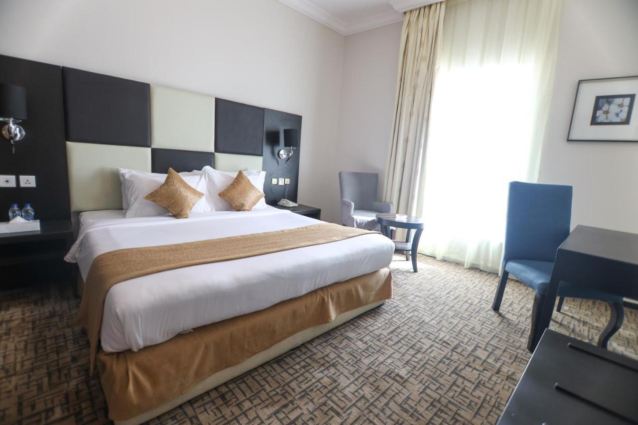 Platinum Park Hotell Ta'if Exteriör bild