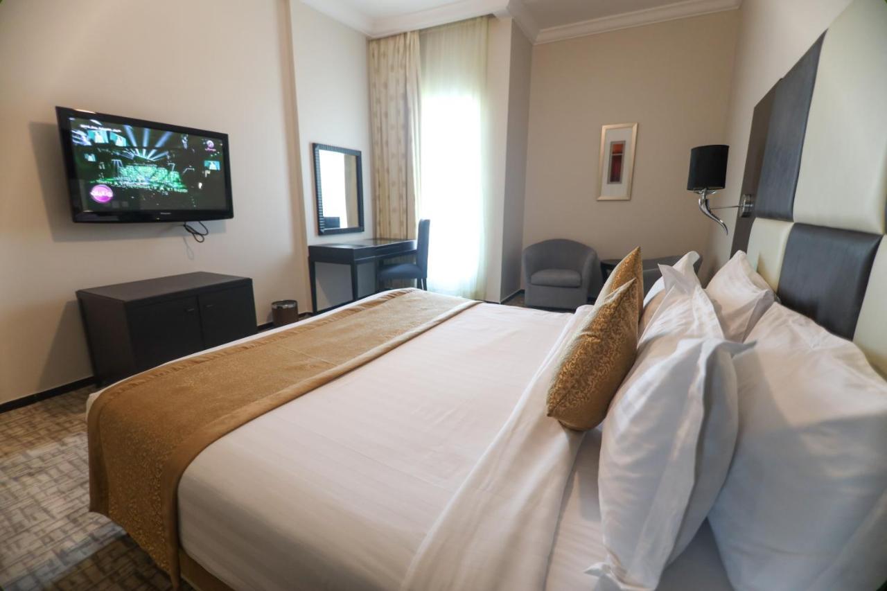 Platinum Park Hotell Ta'if Exteriör bild