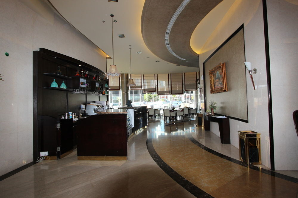Platinum Park Hotell Ta'if Exteriör bild