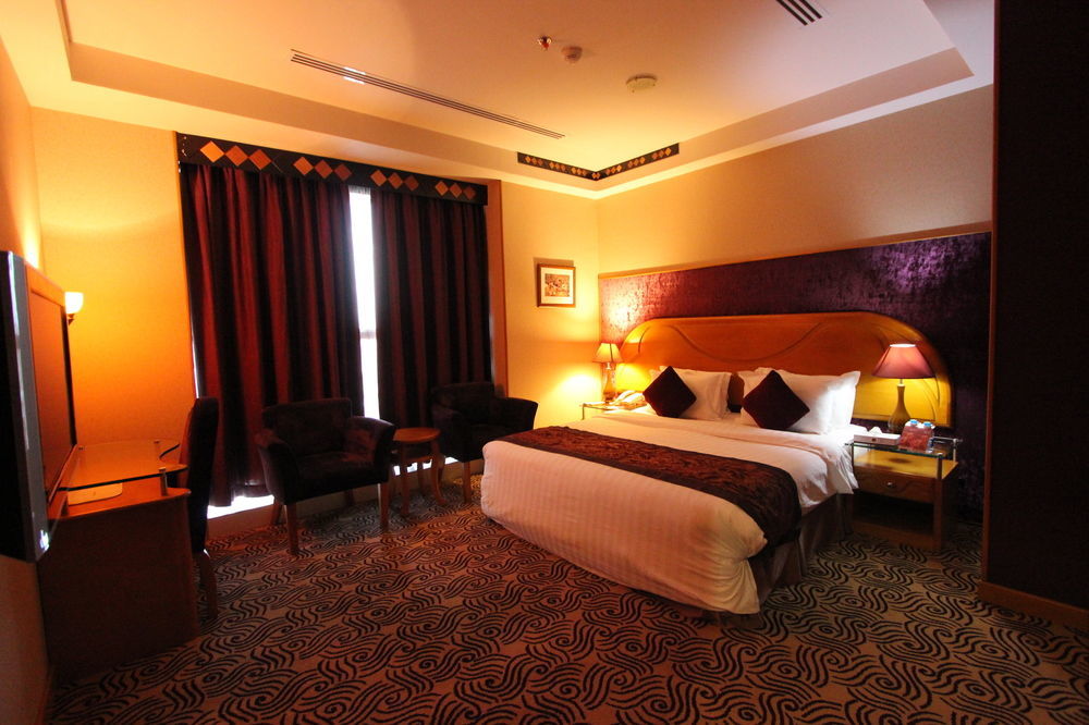 Platinum Park Hotell Ta'if Exteriör bild
