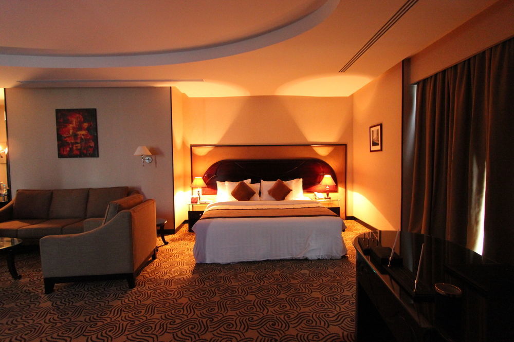 Platinum Park Hotell Ta'if Exteriör bild