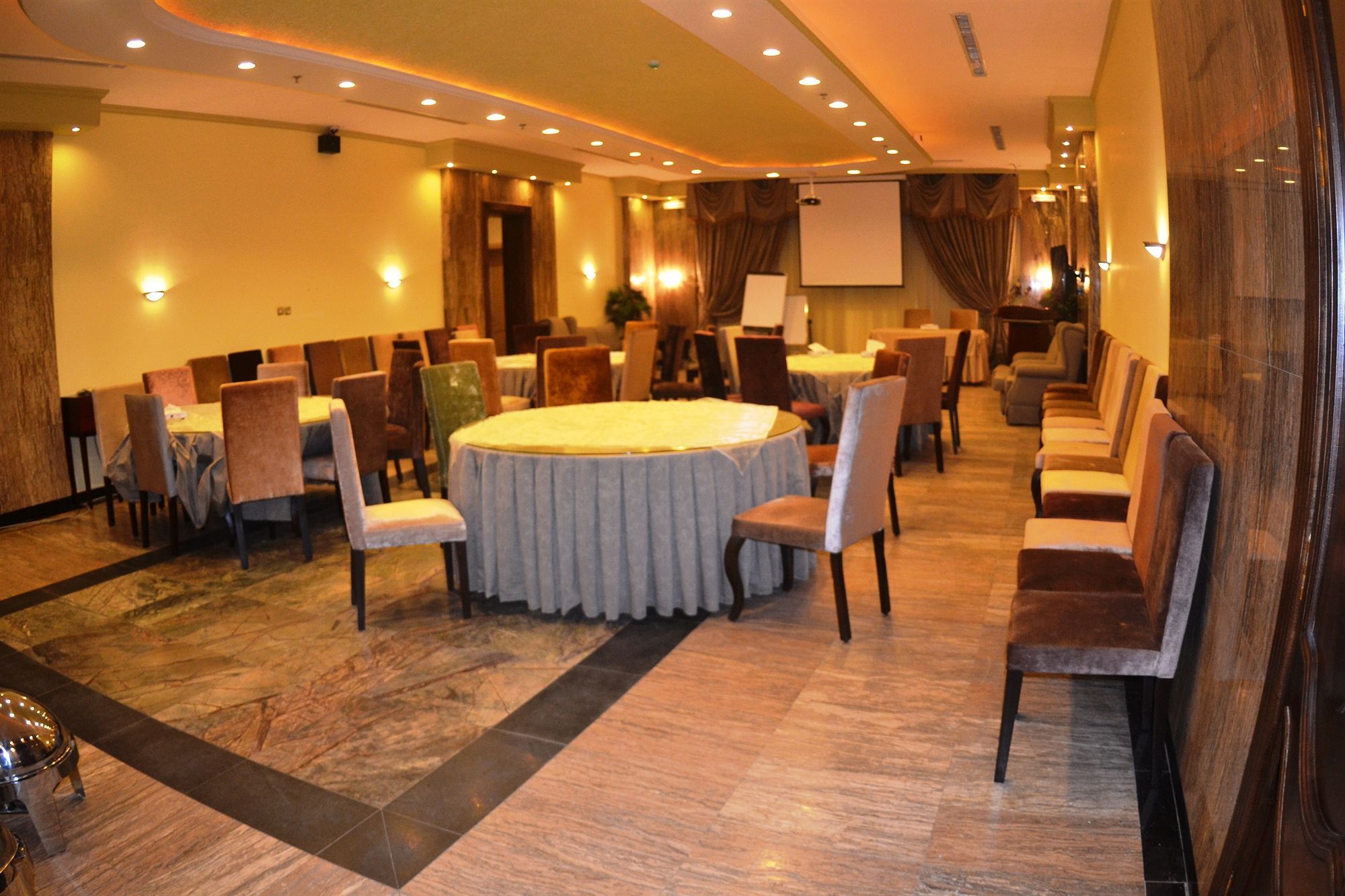 Platinum Park Hotell Ta'if Exteriör bild